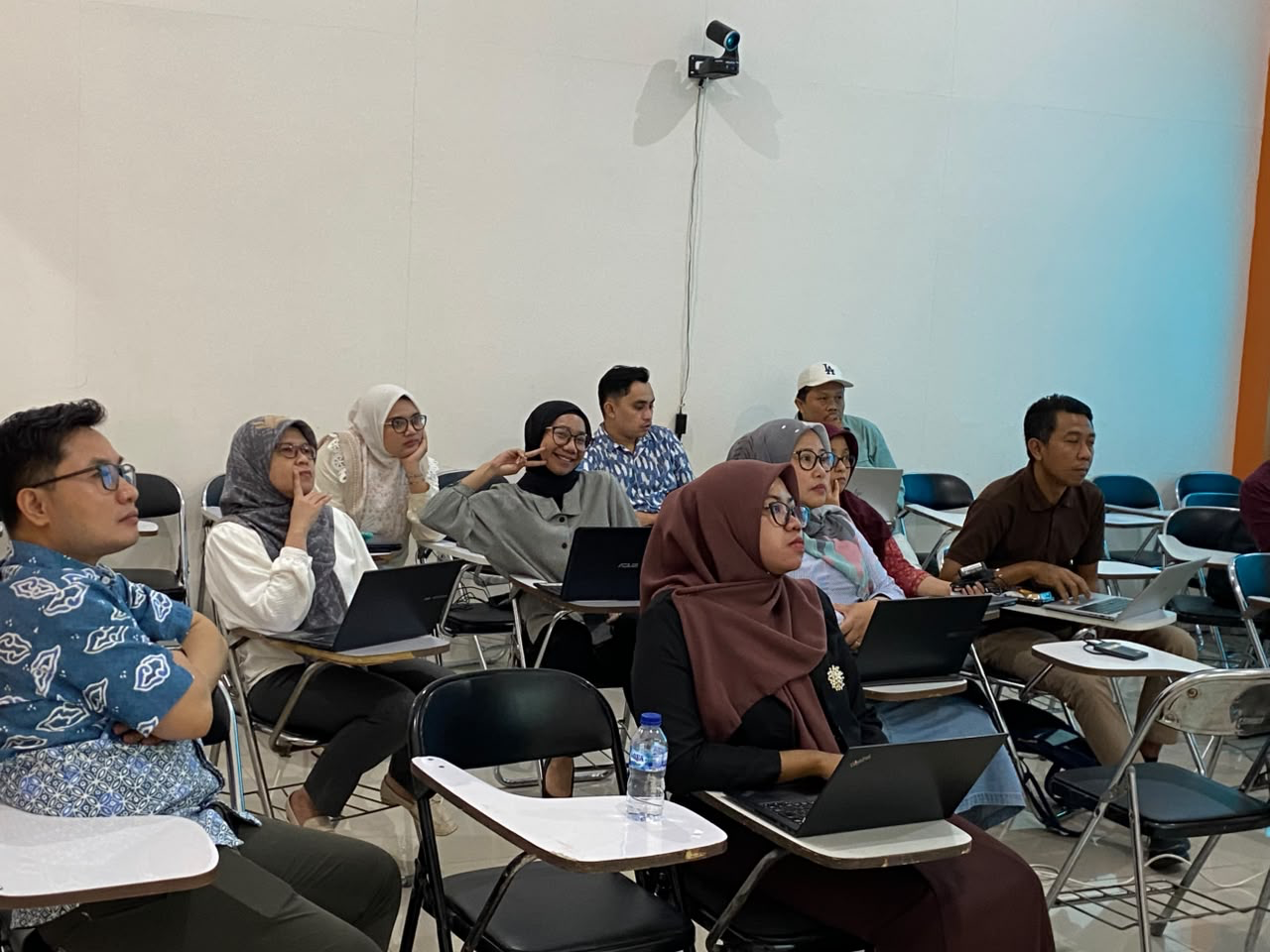 Tim Fasilitator dan Narasumber PT Peka Merawat Negeri