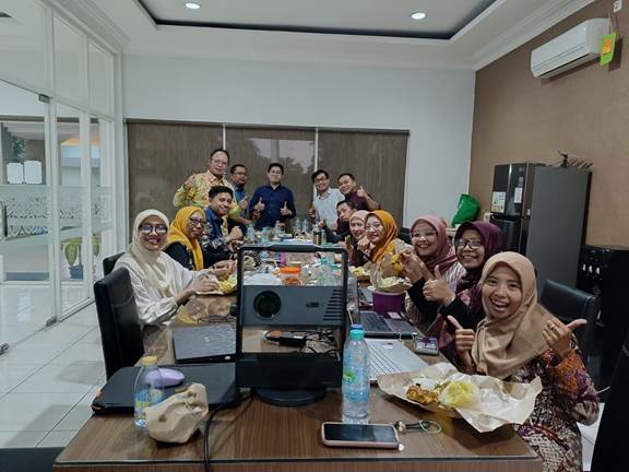 Penutupan Workshop Buku Ajar